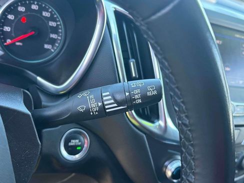 Used 2024 Chevrolet Equinox LT image 24