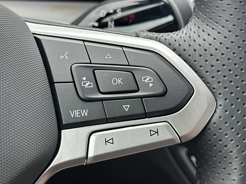 New 2026 Volkswagen Tiguan SE R-Line AWD/4WD image 21