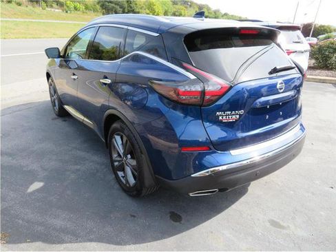 Used 2021 Nissan Murano Platinum w/ Cargo Package image 2