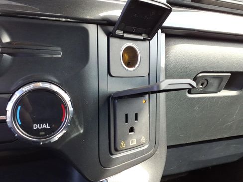 Certified 2021 Ford F150 XLT w/ Equipment Group 302A High image 22