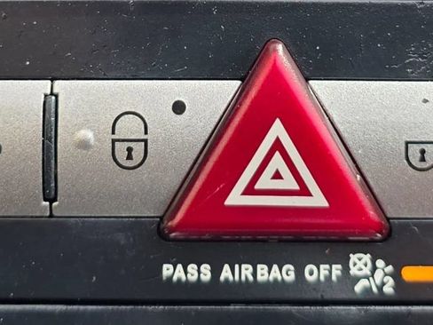 Used 2008 Mercedes-Benz SLK 350 image 39
