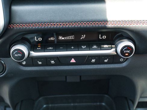 New 2026 MAZDA CX-50 Meridian Edition w/ Apex Package AWD/4WD image 19