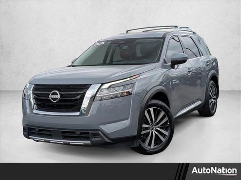 Used 2023 Nissan Pathfinder Platinum w/ Cargo Package AWD/4WD image 1