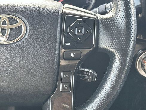 Used 2024 Toyota 4Runner TRD Off-Road Premium image 14