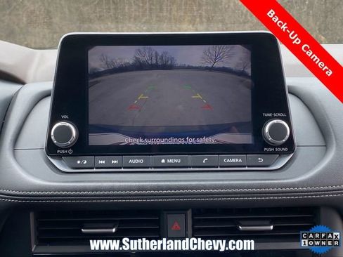 Used 2023 Nissan Rogue SV image 25