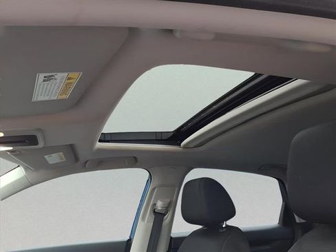 Used 2022 Honda Civic EX image 17