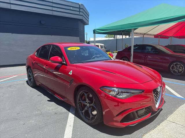 Used 2017 Alfa Romeo Giulia Quadrifoglio RWD image 3
