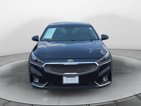 Used 2017 Kia Cadenza Premium w/ Luxury Package FWD image 8