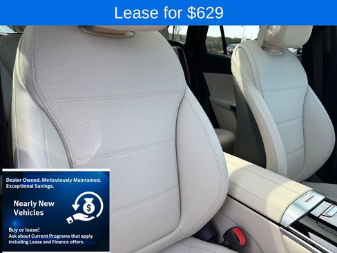 Used 2026 Mercedes-Benz GLC 300 image 36