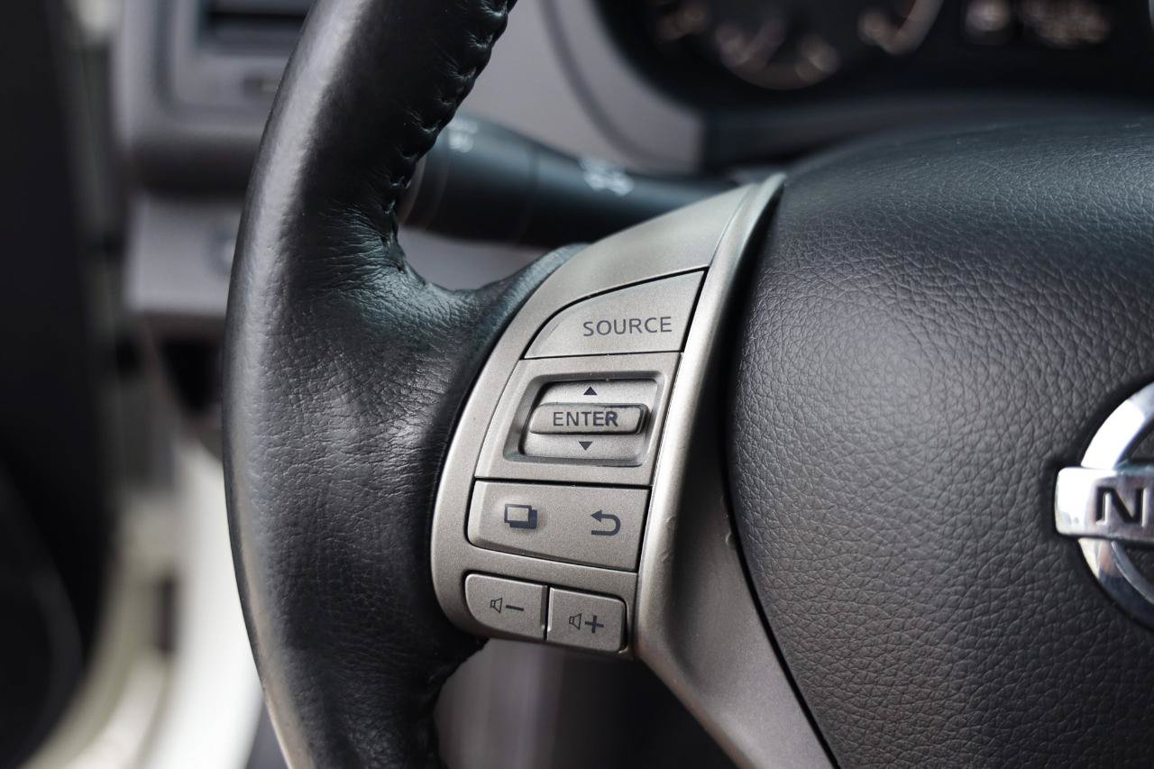Used 2015 Nissan Altima 2.5 SL w/ Technology Package FWD image 25