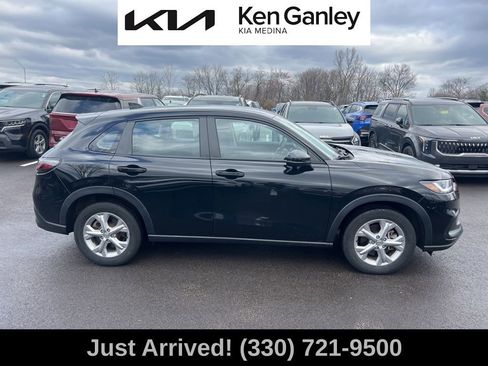 Used 2024 Honda HR-V LX image 4