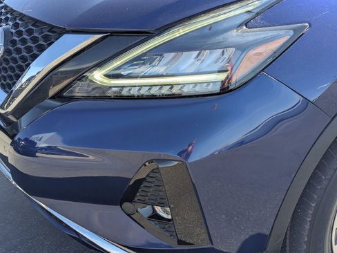 Used 2023 Nissan Murano SV AWD/4WD image 12