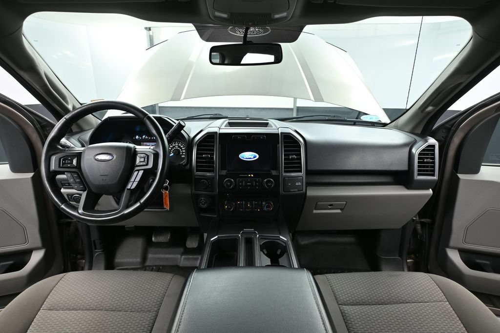 Used 2018 Ford F150 XLT w/ Equipment Group 302A Luxury AWD/4WD image 19