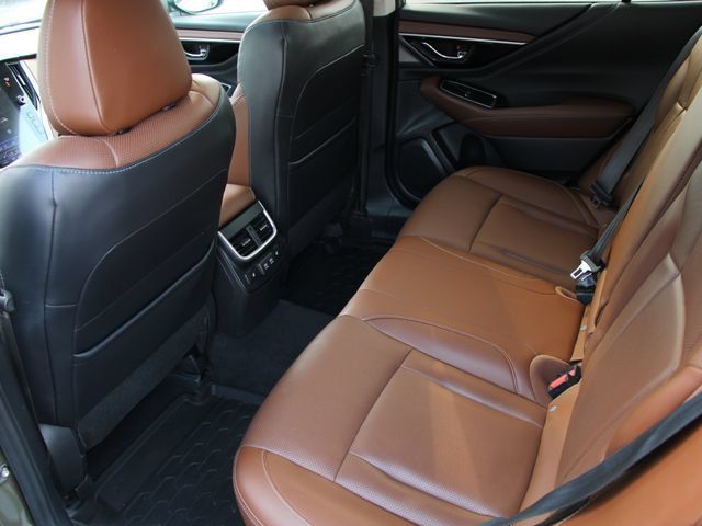 Used 2020 Subaru Outback Touring AWD/4WD image 26