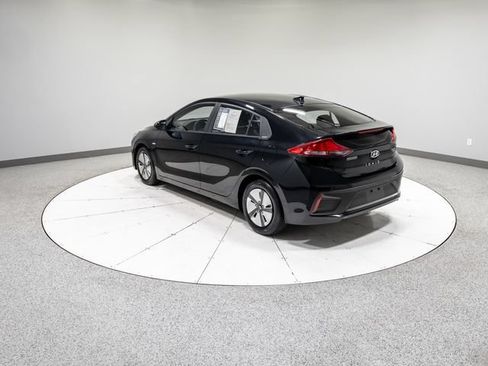Used 2018 Hyundai Ioniq Blue FWD image 29