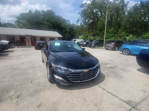 Used 2019 Chevrolet Malibu LT FWD image 8