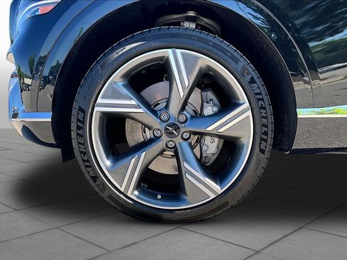 Used 2025 Genesis GV80 3.5T Prestige AWD/4WD image 10