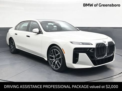 Used 2024 BMW 740i xDrive AWD/4WD image 1