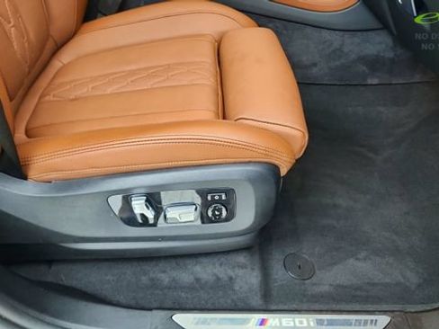 Used 2026 BMW X7 M60i AWD/4WD image 25