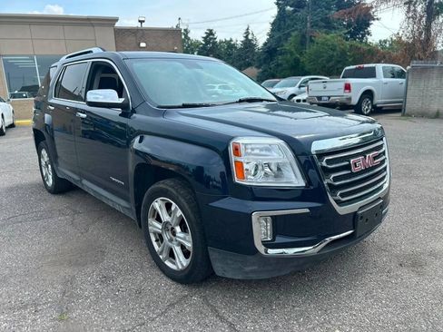 Used 2017 GMC Terrain SLT w/ Open Road Package AWD/4WD image 3