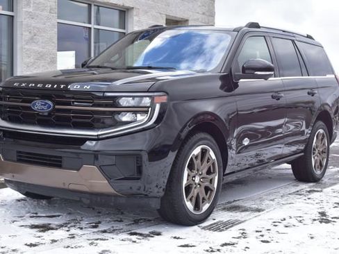 Used 2025 Ford Expedition King Ranch image 12