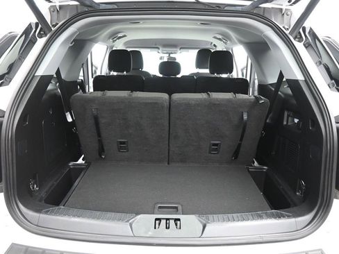 Certified 2021 Ford Explorer XLT image 25