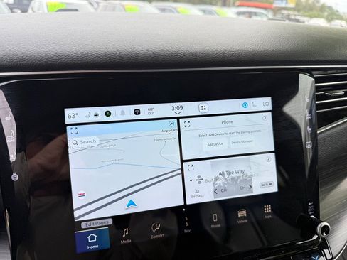 Used 2024 Jeep Wagoneer L Series II w/ Flexible Seating Group image 23