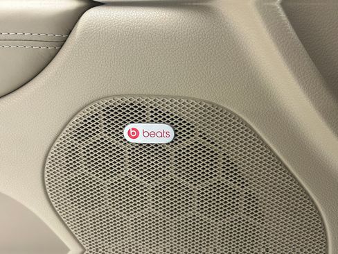 Used 2018 Dodge Durango Citadel w/ Technology Group RWD image 18