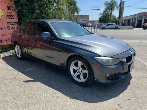 Used 2014 BMW 320i Sedan RWD image 2