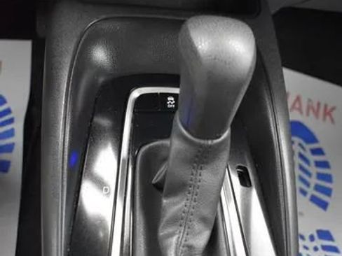 Used 2024 Toyota Corolla LE FWD image 33