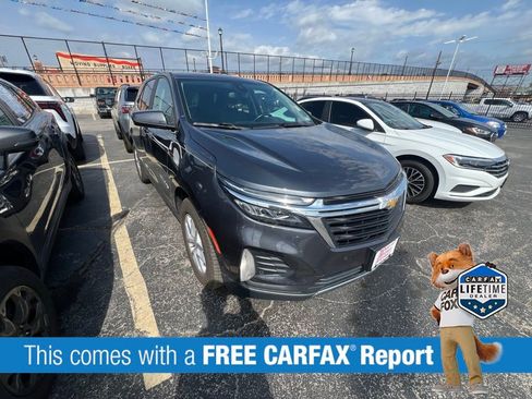 Used 2023 Chevrolet Equinox LT image 2