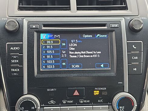 Used 2012 Toyota Camry LE image 23