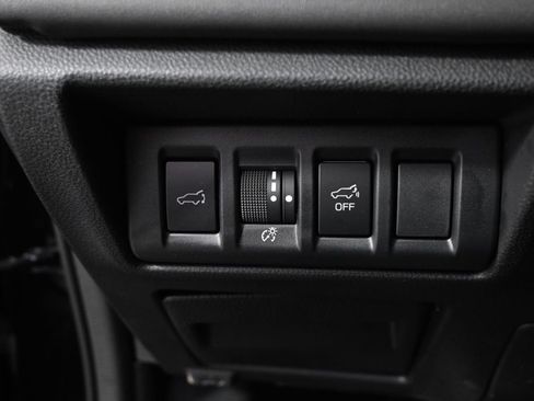 Used 2025 Subaru Outback Onyx Edition AWD/4WD image 24
