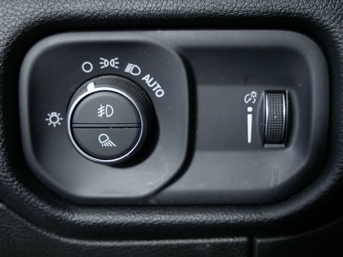 Used 2022 RAM 1500 Big Horn image 18