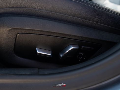 Used 2019 BMW 540i w/ M Sport Package RWD image 40