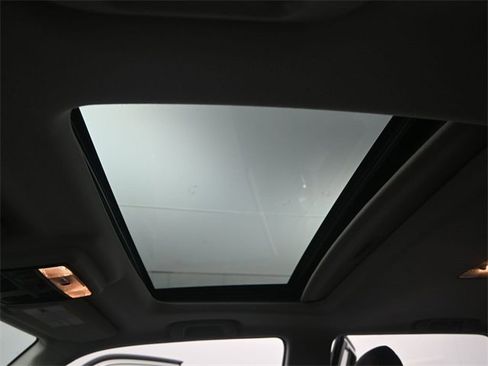 Used 2022 Toyota 4Runner Limited image 9