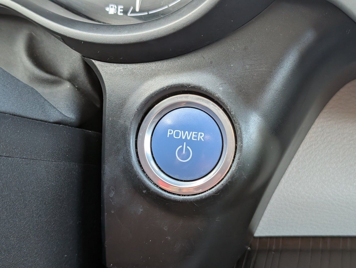 Used 2022 Toyota Sienna LE FWD image 18