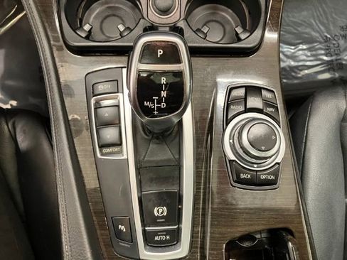 Used 2013 BMW 535i . image 21