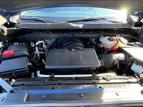 Used 2024 Chevrolet Silverado 1500 LT RWD image 10