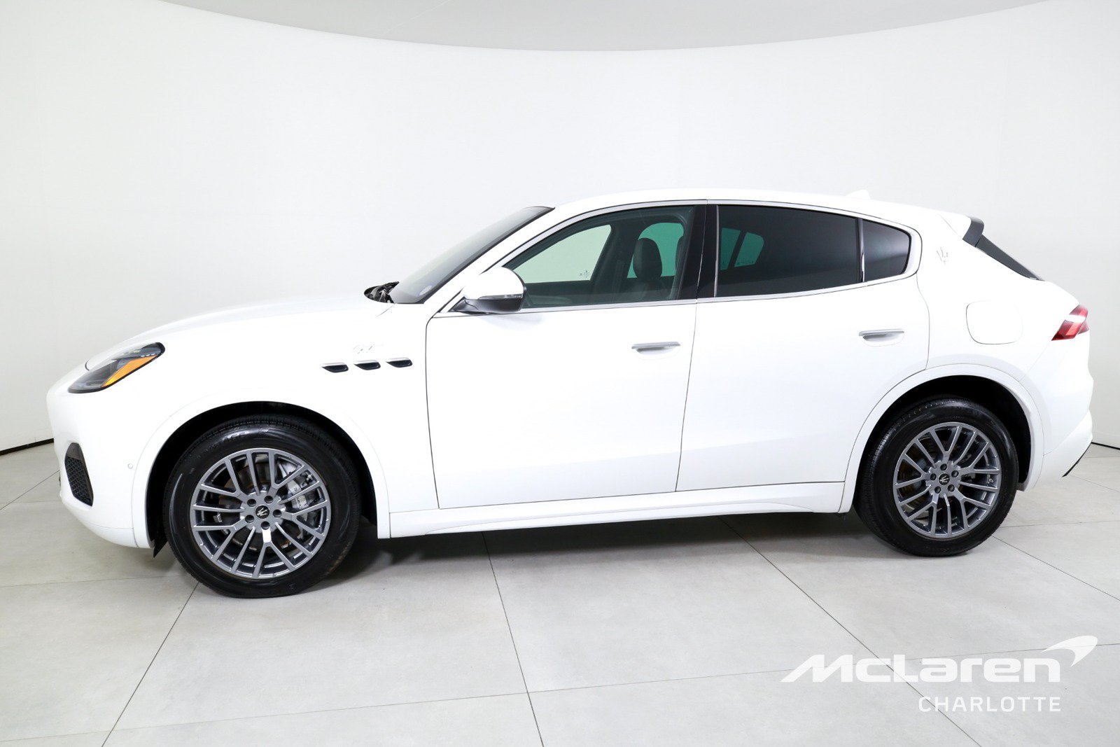 Used 2024 Maserati Grecale GT AWD/4WD image 5