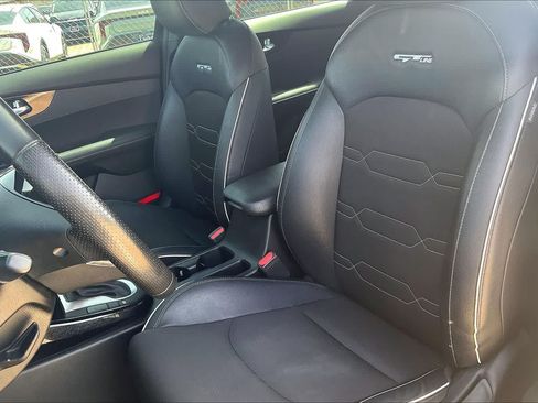 Used 2023 Kia Forte GT-Line w/ GT-Line Technology Package FWD image 10