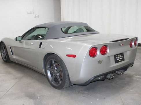 Used 2006 Chevrolet Corvette Convertible w/ Preferred Equipment Group RWD image 7