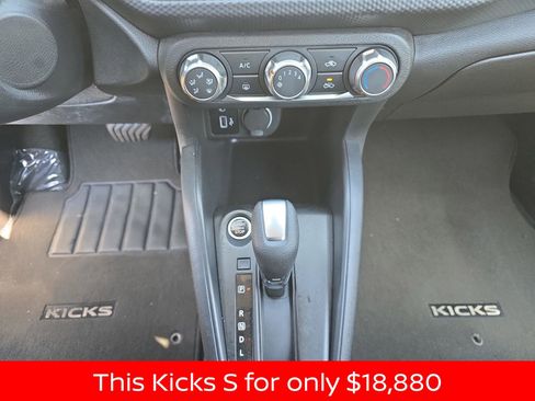 Used 2024 Nissan Kicks S FWD image 28