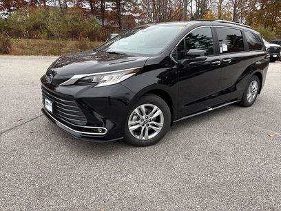 New 2025 Toyota Sienna Limited