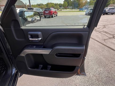 Used 2019 Chevrolet Silverado 1500 LT AWD/4WD image 29