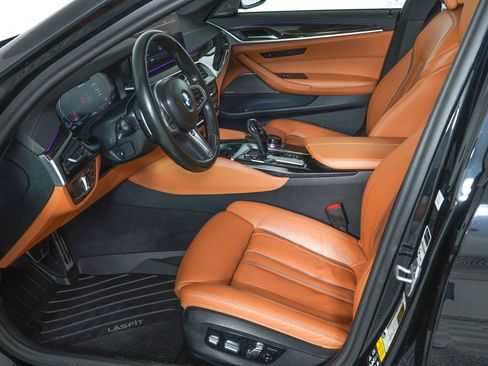 Used 2023 BMW M550i xDrive w/ Executive Package AWD/4WD image 13