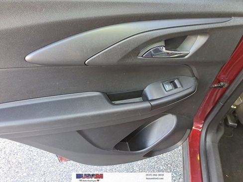 Used 2023 Chevrolet TrailBlazer LT w/ Convenience Package image 10