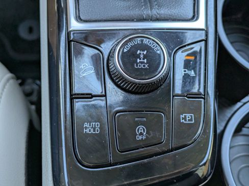 Certified 2024 Kia Sportage EX AWD/4WD image 27