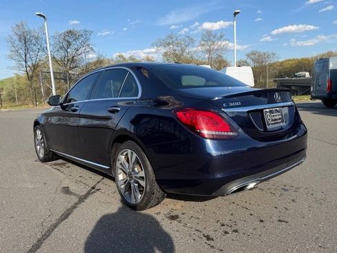 Used 2019 Mercedes-Benz C 300 4MATIC Sedan image 4