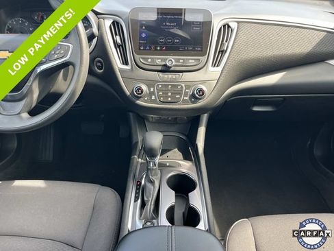 Used 2022 Chevrolet Malibu LT FWD image 14